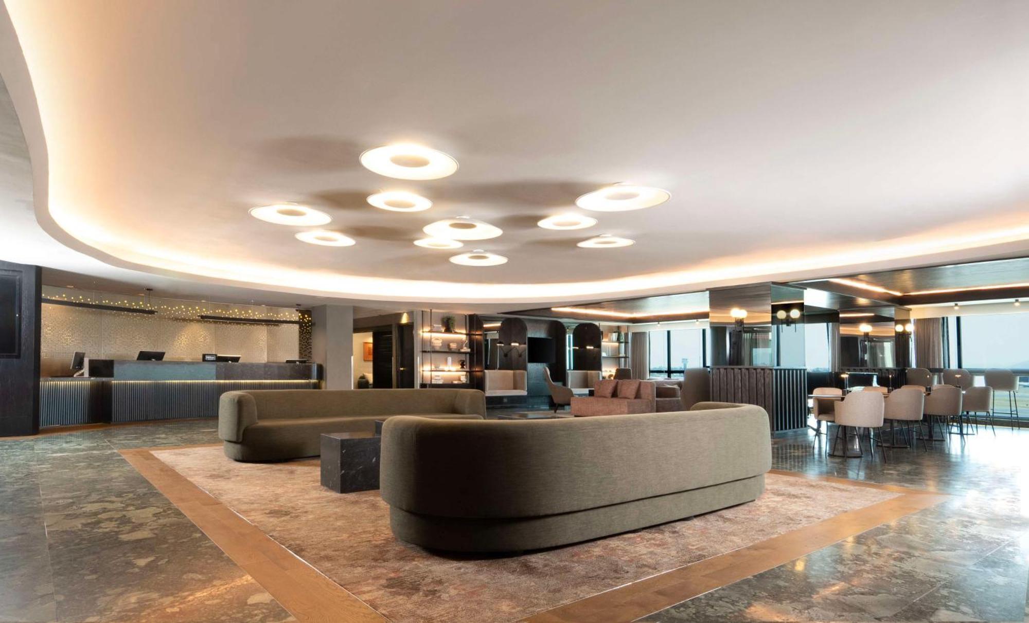 Hilton Airport 4*